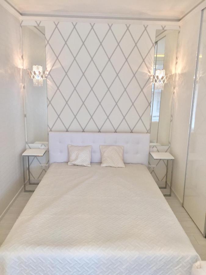 Cloe Apartman Сегед Екстериор снимка
